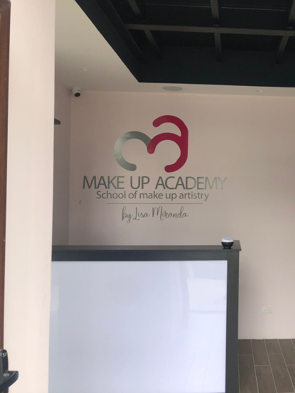 Make Up Academy (1)