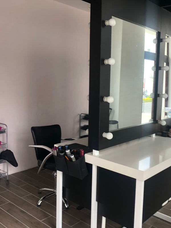 Make Up Academy (2)