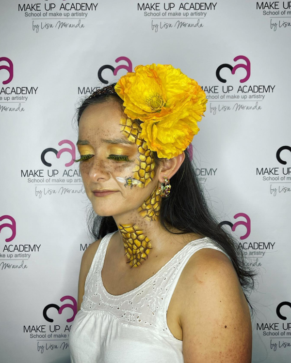 Make Up Academy (25)
